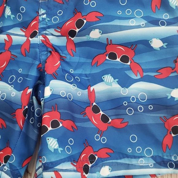 Crab Print  Swim Trunks 🦀 - Picture 2 of 4